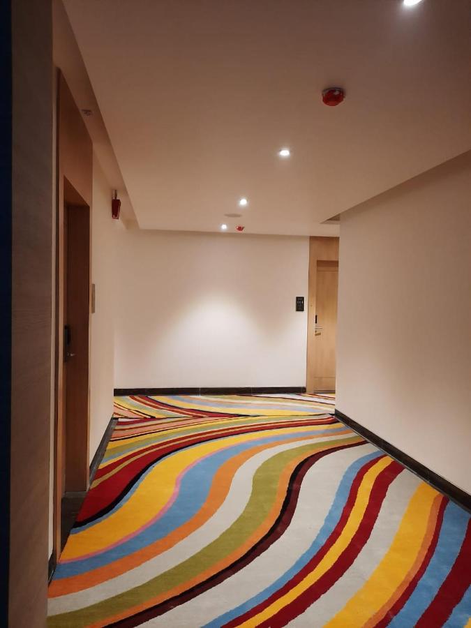 Acco Grand Hotel Лакхнау Экстерьер фото